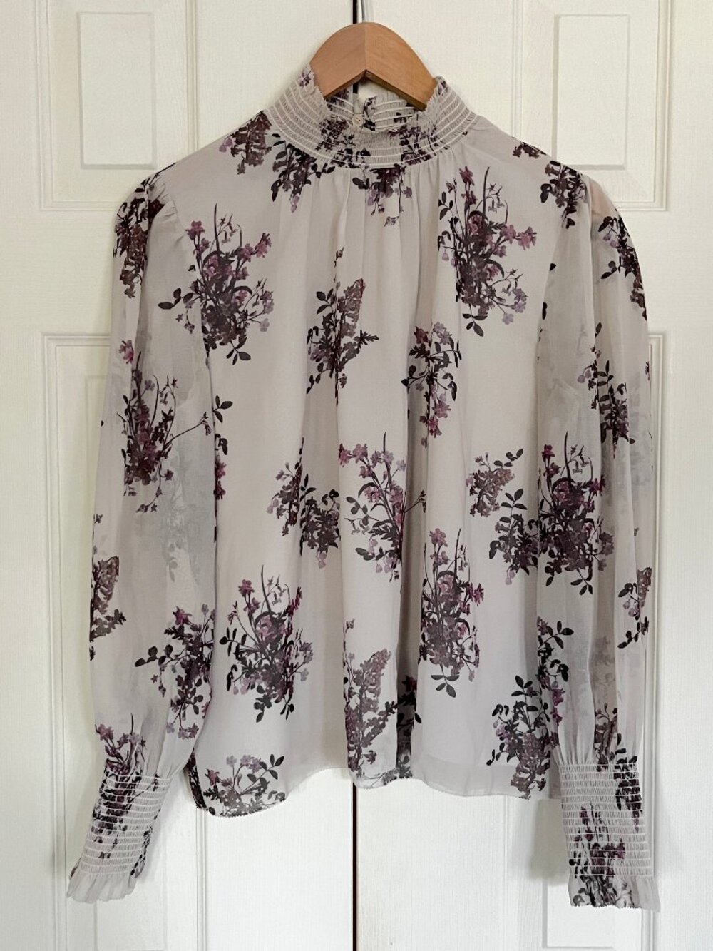 NWOT Aritzia chiffon blouse